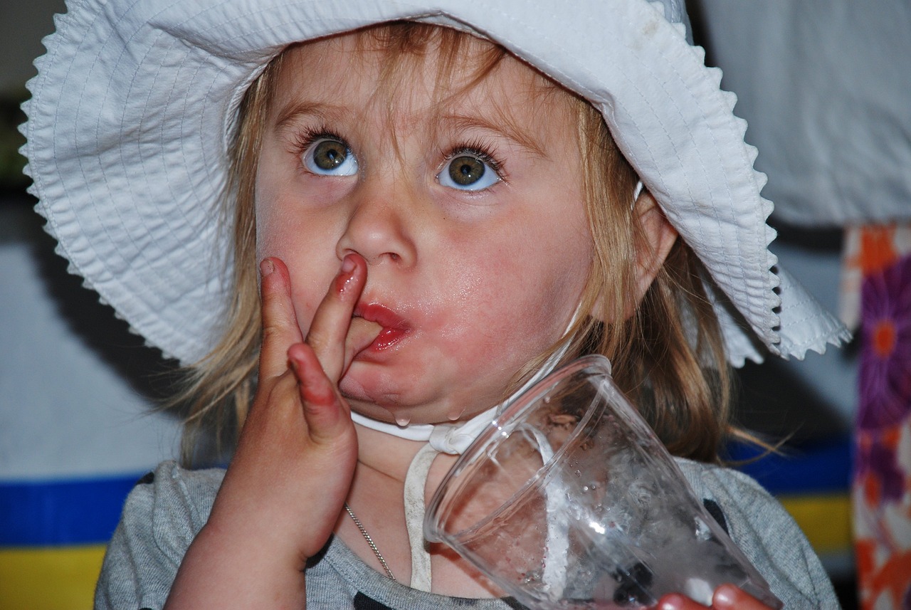 四岁试管代生的孩子门牙磕松动(四岁试管代生的孩子门牙磕松动了怎么办) 四岁试管代生的孩子门牙磕松动(四岁试管代生的孩子门牙磕松动了怎么办)