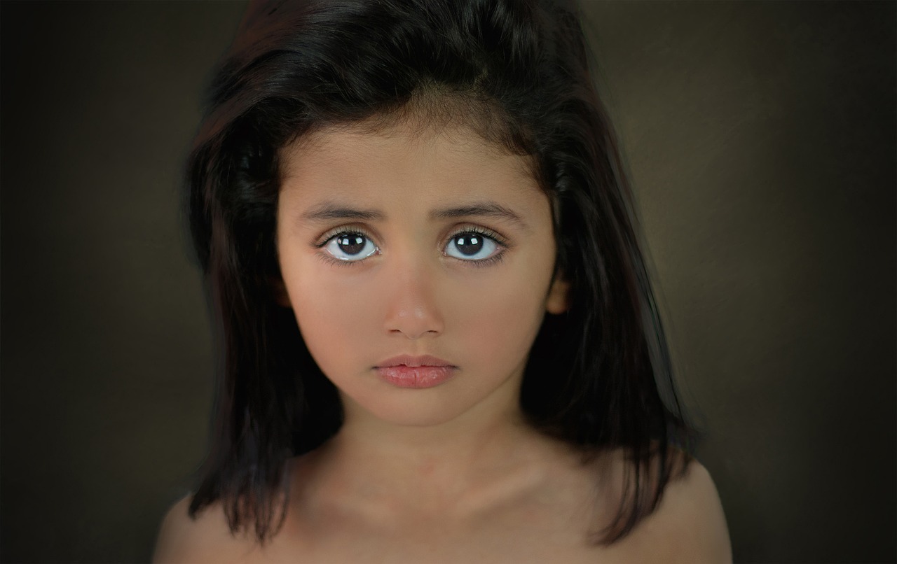 爱上玻璃代孕选性别生的女孩全集在线